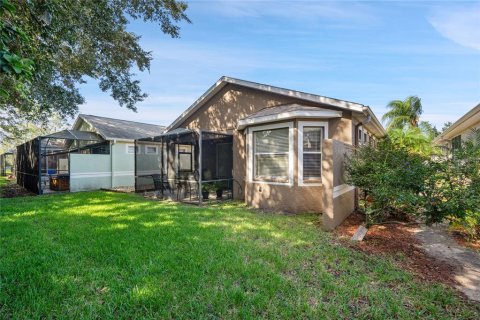 Villa ou maison à vendre à Land O' Lakes, Floride: 2 chambres, 148.46 m2 № 2425913 - photo 3