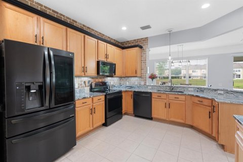 House in Riverview, Florida 3 bedrooms, 195.09 sq.m. № 2091437 - photo 15