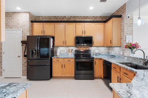 House in Riverview, Florida 3 bedrooms, 195.09 sq.m. № 2091437 - photo 17