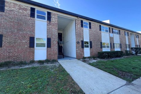 Condo in Orlando, Florida, 2 bedrooms № 2369682