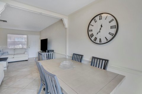 Condominio en alquiler en Pompano Beach, Florida, 2 dormitorios, 82.68 m2 № 1892581 - foto 10