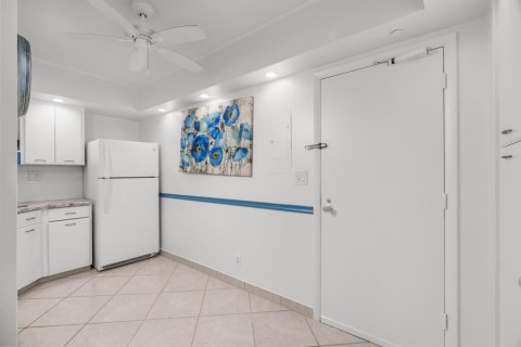 Copropriété à vendre à Fort Lauderdale, Floride: 2 chambres, 104.05 m2 № 2077510 - photo 23
