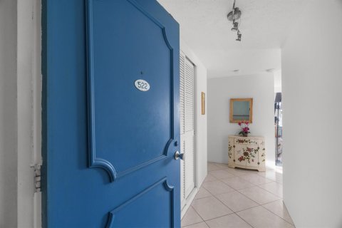 Copropriété à vendre à Fort Lauderdale, Floride: 2 chambres, 104.05 m2 № 2077510 - photo 5