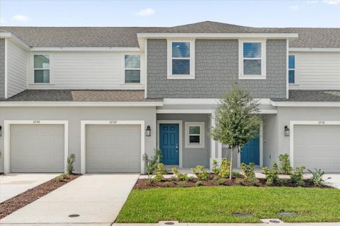 Townhouse in Kissimmee, Florida 3 bedrooms, 127.55 sq.m. № 1903339 - photo 5
