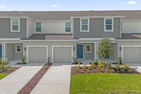 Townhouse in Kissimmee, Florida 3 bedrooms, 127.55 sq.m. № 1903339 - photo 1