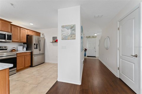 Townhouse in Winter Springs, Florida 2 bedrooms, 118.45 sq.m. № 1878123 - photo 5
