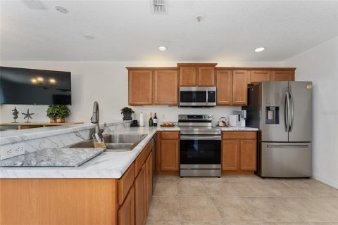 Townhouse in Winter Springs, Florida 2 bedrooms, 118.45 sq.m. № 1878123 - photo 6