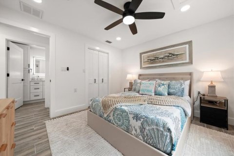 Villa ou maison à vendre à Saint Pete Beach, Floride: 4 chambres, 193.14 m2 № 2415561 - photo 26