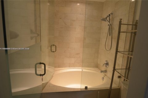 Townhouse in Miramar, Florida 3 bedrooms, 149.57 sq.m. № 1875626 - photo 18