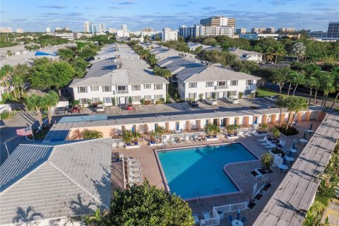 Condo in Fort Lauderdale, Florida, 1 bedroom  № 1960311 - photo 22