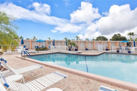 Condo in Fort Lauderdale, Florida, 1 bedroom  № 1960311 - photo 20