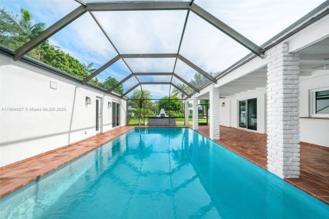 Casa en alquiler en Pinecrest, Florida, 4 dormitorios, 193.24 m2 № 2012480 - foto 13