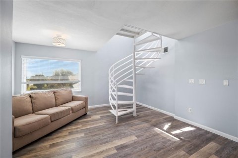 Villa ou maison à vendre à Palm Coast, Floride: 3 chambres, 211.91 m2 № 2396531 - photo 8