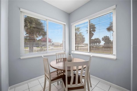Villa ou maison à vendre à Palm Coast, Floride: 3 chambres, 211.91 m2 № 2396531 - photo 22