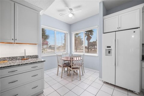 Villa ou maison à vendre à Palm Coast, Floride: 3 chambres, 211.91 m2 № 2396531 - photo 21