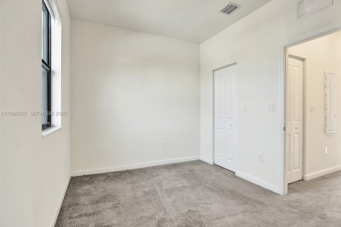 Touwnhouse à louer à Hialeah, Floride: 3 chambres, 123.75 m2 № 2002900 - photo 29