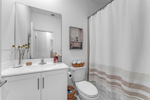 Townhouse in Homestead, Florida 3 bedrooms, 157.47 sq.m. № 2062525 - photo 20