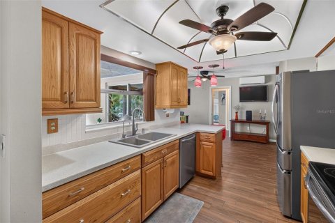 Casa en venta en Dunedin, Florida, 3 dormitorios, 136.19 m2 № 2197698 - foto 9