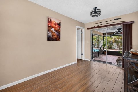 Casa en venta en Dunedin, Florida, 3 dormitorios, 136.19 m2 № 2197698 - foto 7
