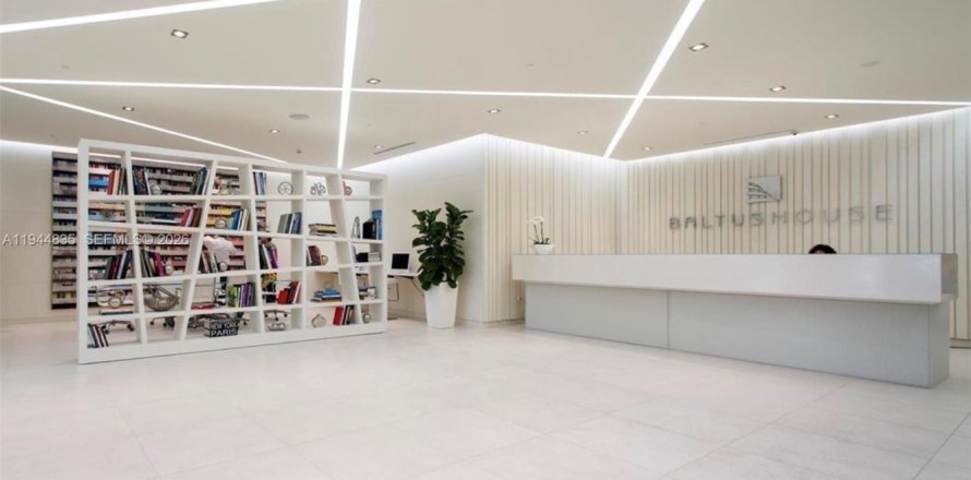 Condo in Miami, Florida, 1 bedroom  № 2001406