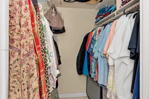 Купить кондоминиум в Авентура, Флорида 2 спальни, 99.68м2, № 1977420 - фото 13