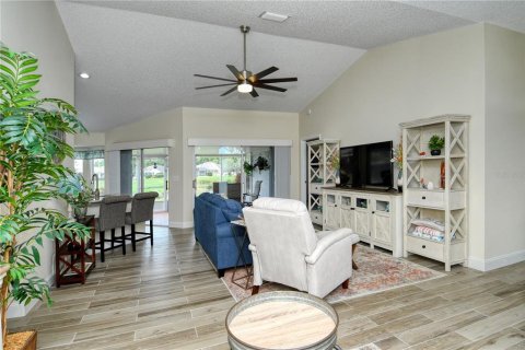 Villa ou maison à vendre à Sun City Center, Floride: 2 chambres, 124.77 m2 № 2406598 - photo 14