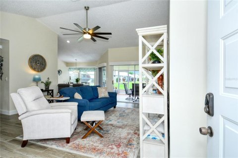 Villa ou maison à vendre à Sun City Center, Floride: 2 chambres, 124.77 m2 № 2406598 - photo 8