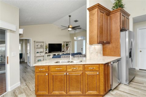 Villa ou maison à vendre à Sun City Center, Floride: 2 chambres, 124.77 m2 № 2406598 - photo 18