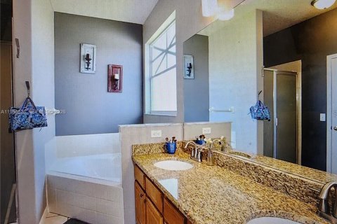 Casa en alquiler en Saint Cloud, Florida, 4 dormitorios № 1996931 - foto 20