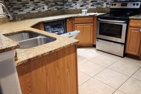 Villa ou maison à louer à Saint Cloud, Floride: 4 chambres № 1996931 - photo 17