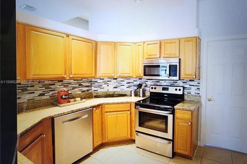 Villa ou maison à louer à Saint Cloud, Floride: 4 chambres № 1996931 - photo 8