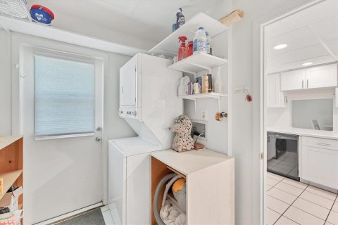 Condo in Longboat Key, Florida, 2 bedrooms  № 1883027 - photo 19