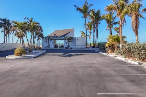 Condo in Longboat Key, Florida, 2 bedrooms  № 1883027 - photo 27