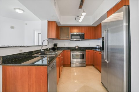 Condominio en alquiler en Sunny Isles Beach, Florida, 2 dormitorios, 117.61 m2 № 2041296 - foto 8