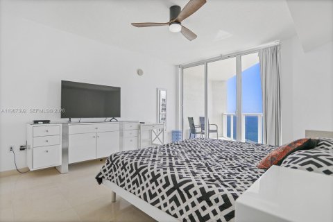 Condominio en alquiler en Sunny Isles Beach, Florida, 2 dormitorios, 117.61 m2 № 2041296 - foto 26