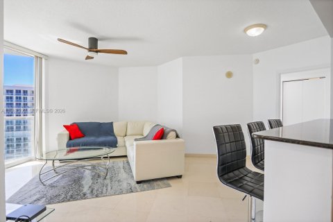 Condominio en alquiler en Sunny Isles Beach, Florida, 2 dormitorios, 117.61 m2 № 2041296 - foto 21
