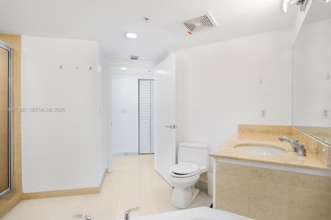 Condominio en alquiler en Sunny Isles Beach, Florida, 2 dormitorios, 117.61 m2 № 2041296 - foto 30