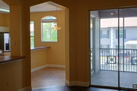 Condo in Tampa, Florida, 2 bedrooms  № 1785501 - photo 9