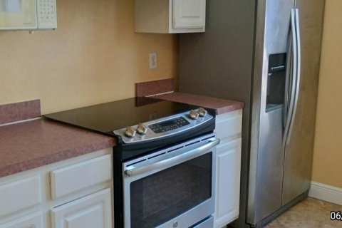 Condo in Tampa, Florida, 2 bedrooms  № 1785501 - photo 16