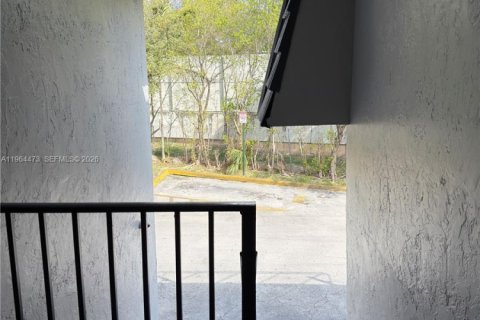 Снять в аренду кондоминиум в Хайалиа, Флорида 3 спальни, 101.26м2, № 2025931 - фото 21