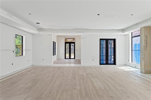 Villa ou maison à vendre à Pinecrest, Floride: 7 chambres, 959.31 m2 № 2088681 - photo 21