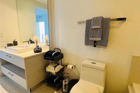 Condominio en venta en Miami, Florida, 2 dormitorios, 73.21 m2 № 1825734 - foto 7