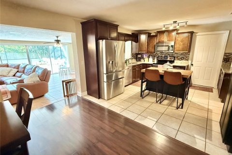 Casa en venta en Lakeland, Florida, 3 dormitorios, 217.48 m2 № 1888600 - foto 19