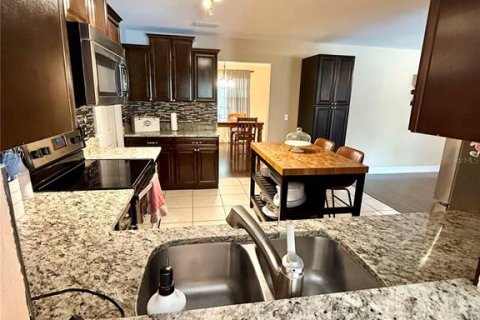 Casa en venta en Lakeland, Florida, 3 dormitorios, 217.48 m2 № 1888600 - foto 24