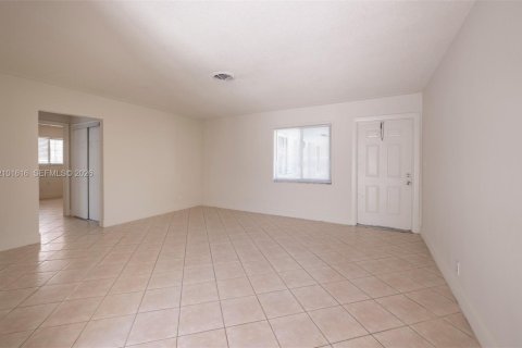 Appartement à louer à Lighthouse Point, Floride: 2 chambres, 101.08 m2 № 2404159 - photo 3