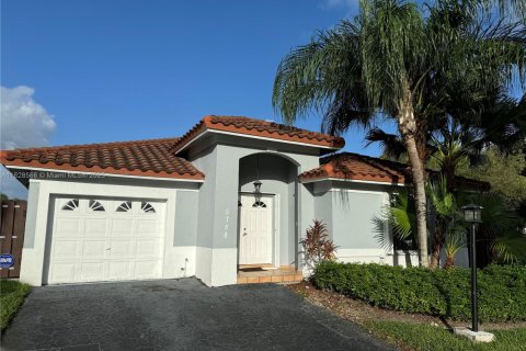 Купить виллу или дом в Дорал, Флорида 3 спальни, 113.25м2, № 1957226 - фото 11