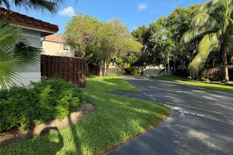 Купить виллу или дом в Дорал, Флорида 3 спальни, 113.25м2, № 1957226 - фото 7