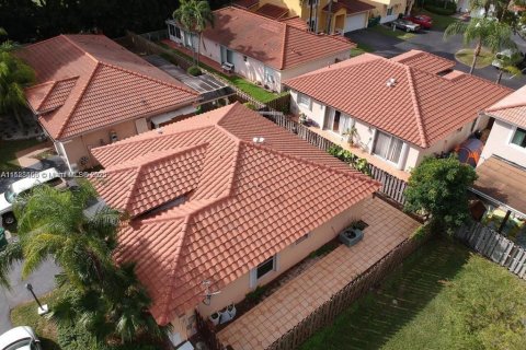 Купить виллу или дом в Дорал, Флорида 3 спальни, 113.25м2, № 1957226 - фото 12