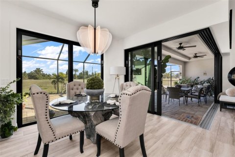 House in Placida, Florida 3 bedrooms, 193.42 sq.m. № 2109312 - photo 21