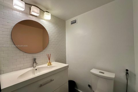 Copropriété à vendre à Miami Beach, Floride: 1 chambre, 80.27 m2 № 1946100 - photo 10